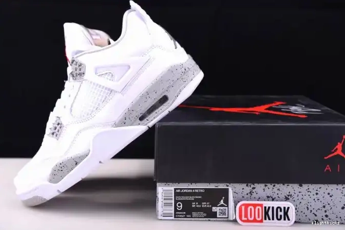 4 CT8527-100 White Retro Oreo Jordan (2021) 0506